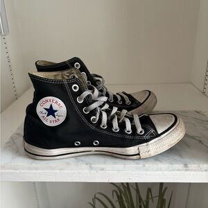 Vintage Converse All Star Chuck Taylor High Black And white 6.5 Men 8.5 Women